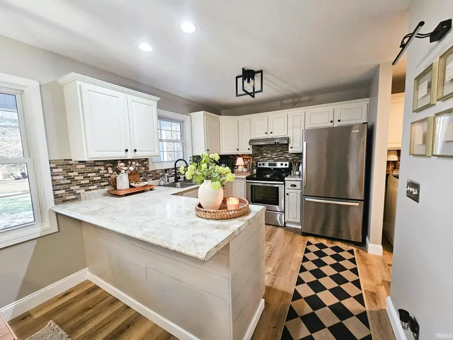 5582 S Wildwood Lane, Monroe City, IN 47557 - #3