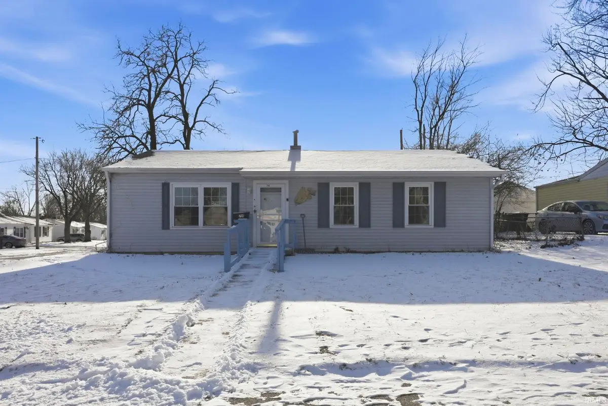 714 Warwick Avenue, Fort Wayne, IN 46825 - Image #1