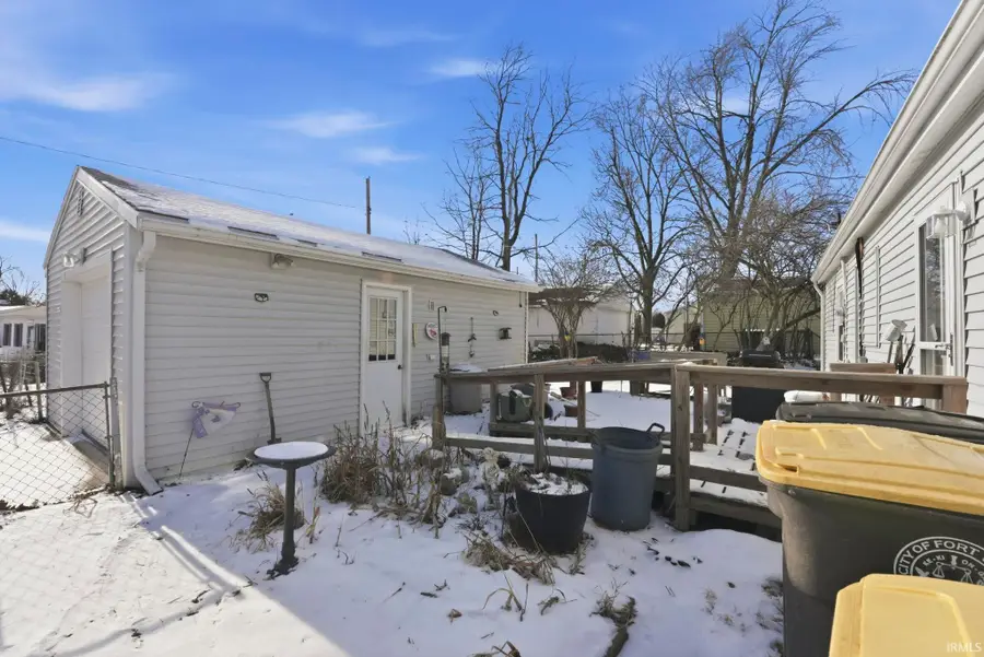 714 Warwick Avenue, Fort Wayne, IN 46825 - Image #3