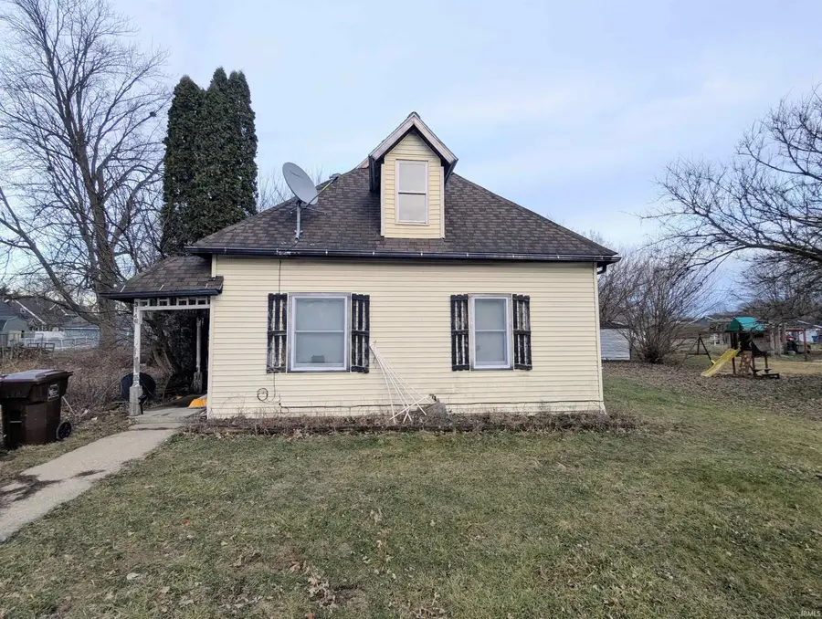 314 Craven Street, Sweetser, IN 46987 - Image #2