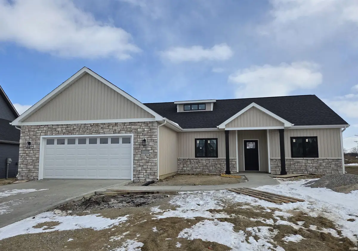 11928 Tapered Bank Run, Fort Wayne, IN 46818 - Image #1