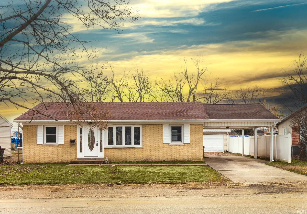 1136 E Water Street, Mount Vernon, IN 47620 - Image #1