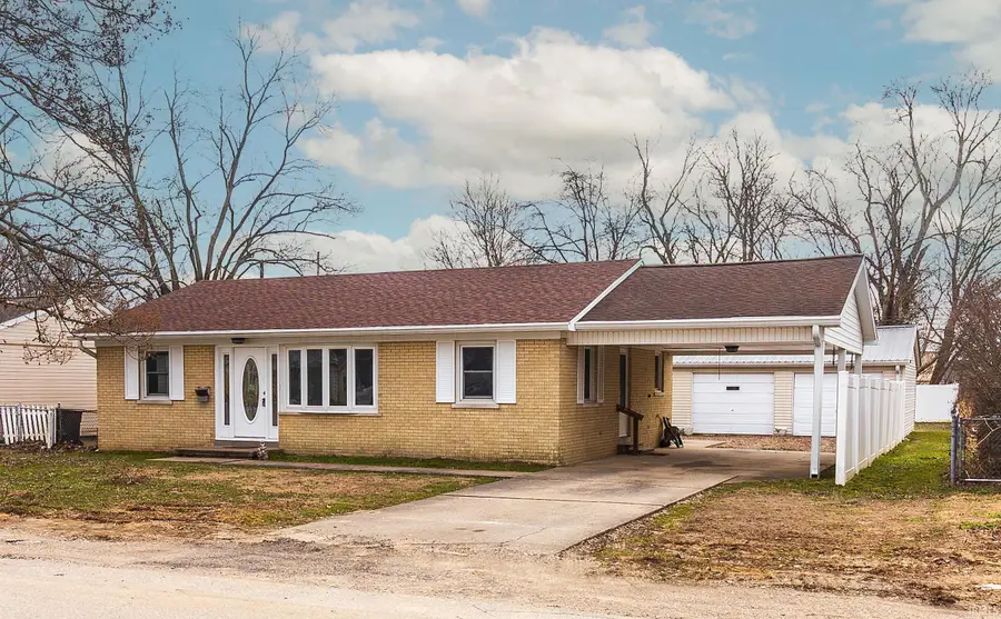 1136 E Water Street, Mount Vernon, IN 47620 - Image #2