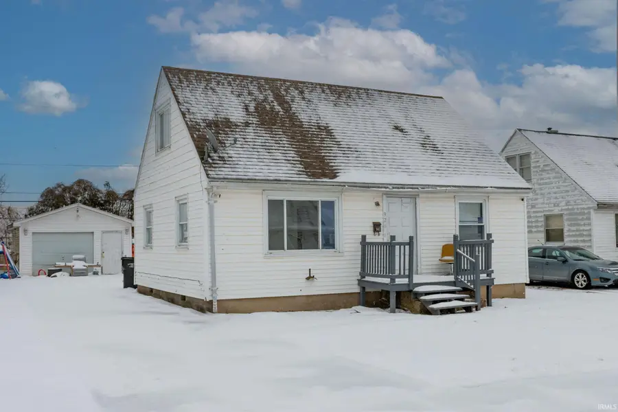 928 S Edison Avenue, South Bend, IN 46619 - Image #2