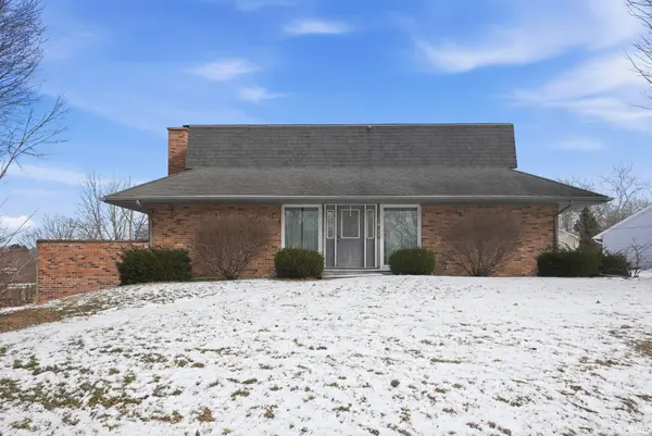 704 N Hillcrest Drive, South Whitley, IN 46787