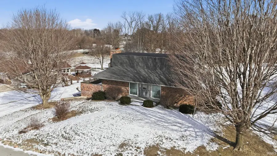 704 N Hillcrest Drive, South Whitley, IN 46787 - Image #3