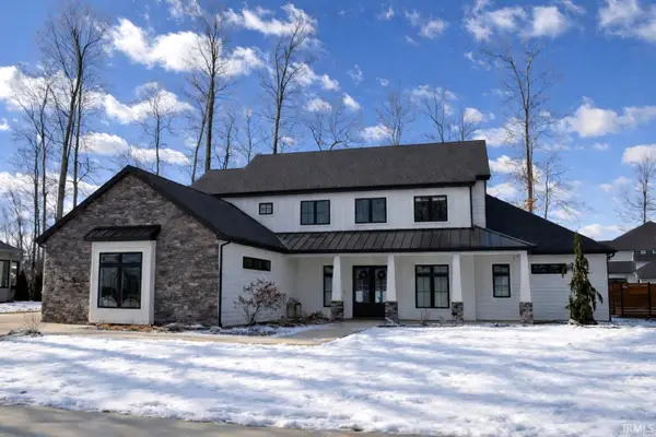 169 Anmer Hall, Fort Wayne, IN 46845