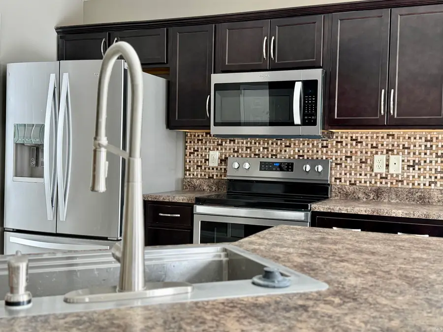 14926 Cypress Pointe Drive, Fort Wayne, IN 46818 - Image #3