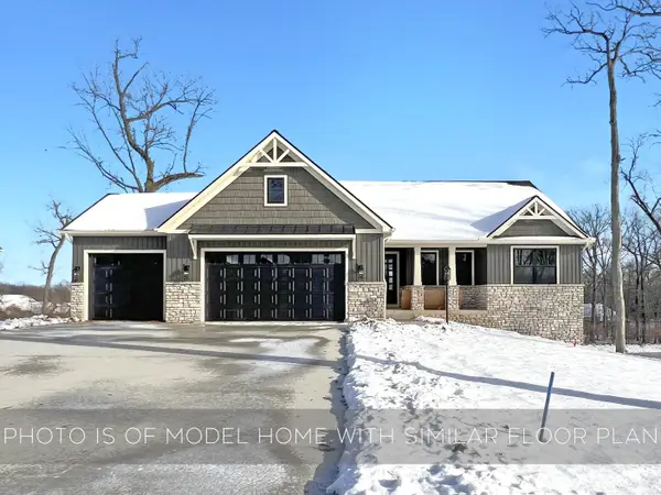 11509 New Trails Drive, Osceola, IN 46561