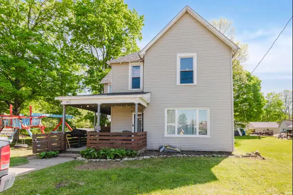 116 W 8th Street, Matthews, IN 46957