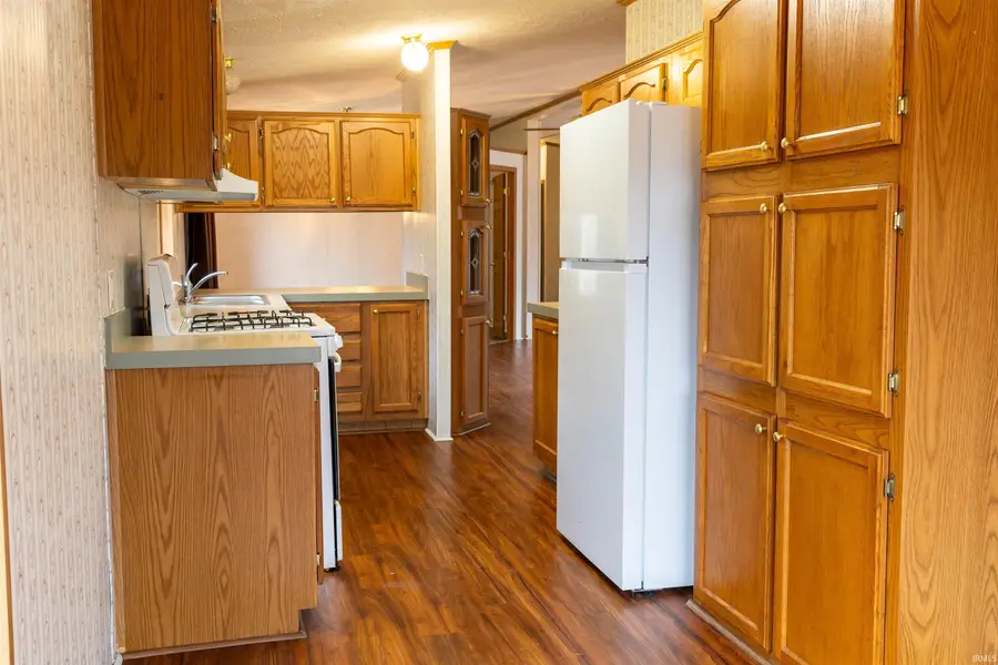 47 Sunset Drive, Dale, IN 47523 - Image #3