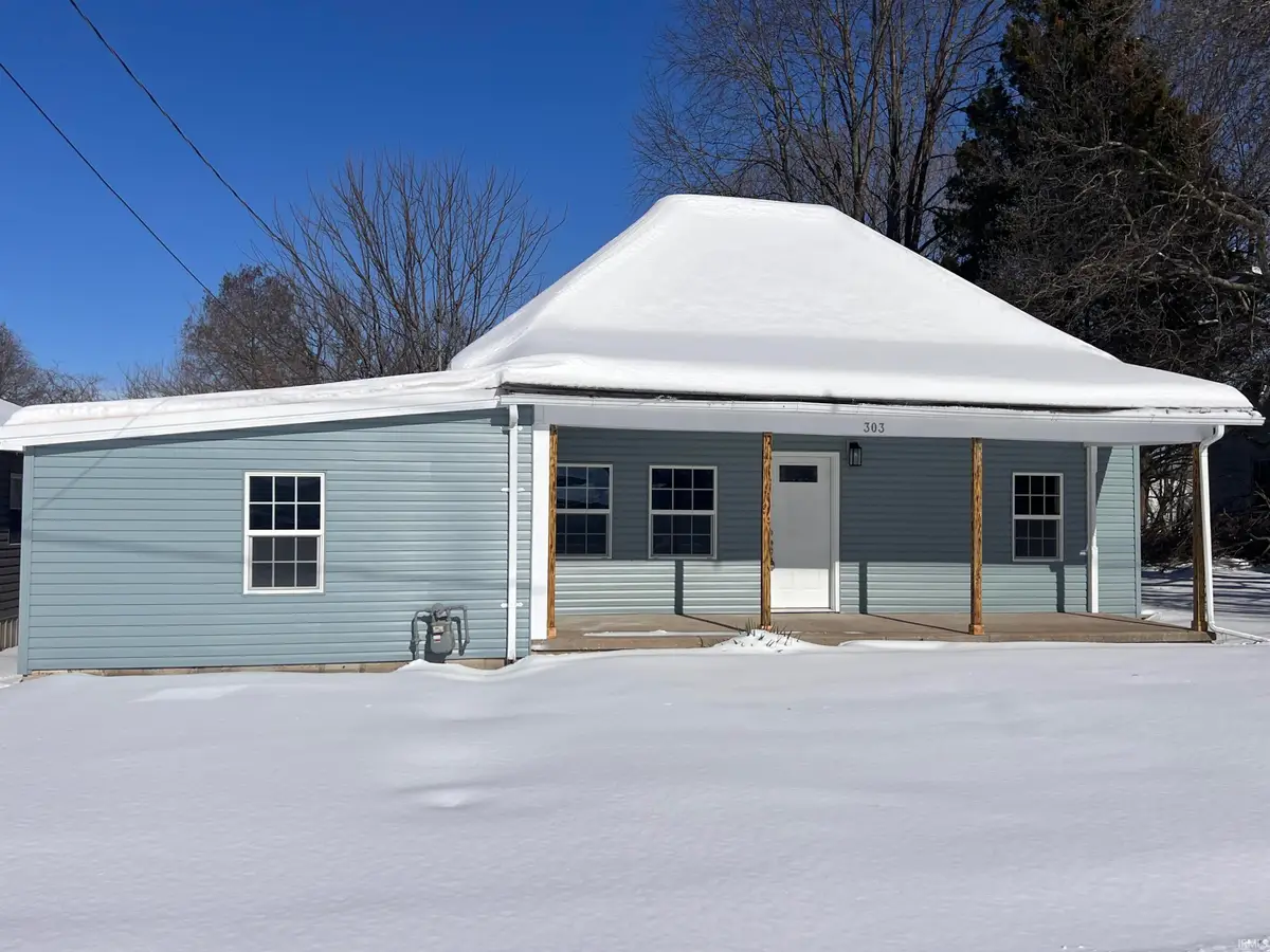 303 E North Street, Winslow, IN 47598 - Image #1