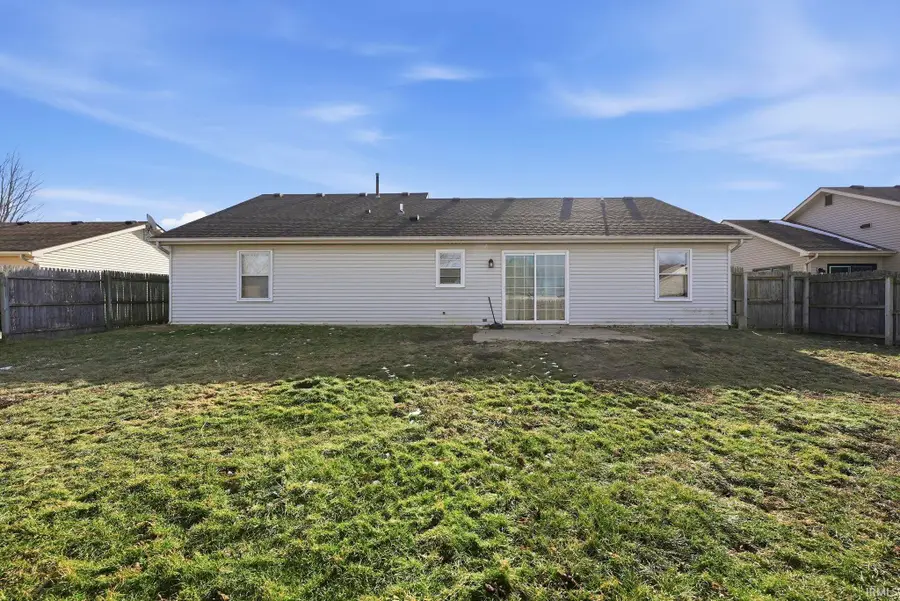 429 Autumn Court, Bluffton, IN 46714 - Image #2