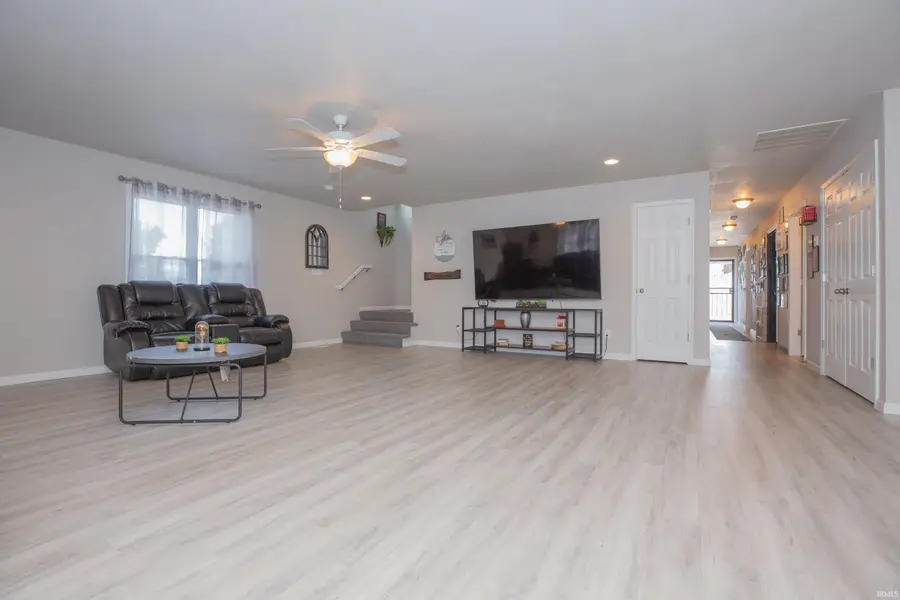 302 E Tennessee Street, Evansville, IN 47711 - Image #3