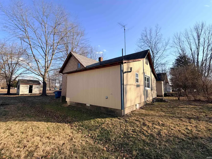 353 N Park Street, Jasonville, IN 47438 - Image #2