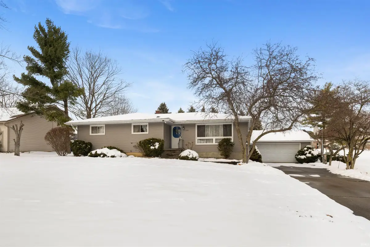 214 Betz Road, Auburn, IN 46706 - Image #1