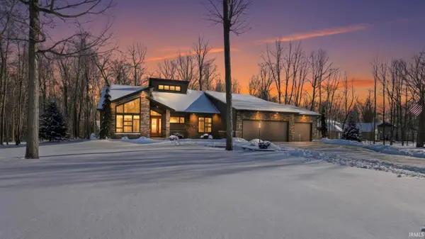 14511 Soaring Hawk Trail, Hoagland, IN 46745