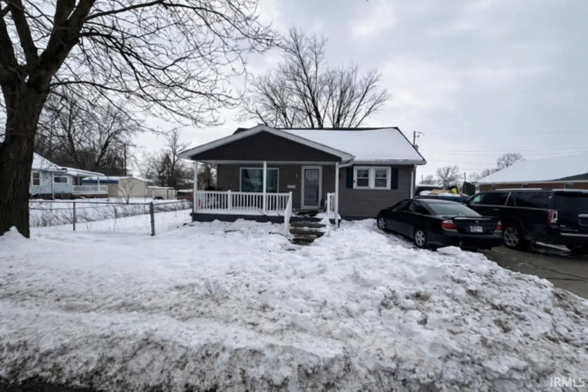 605 S 9th Street, Petersburg, IN 47567 - #1