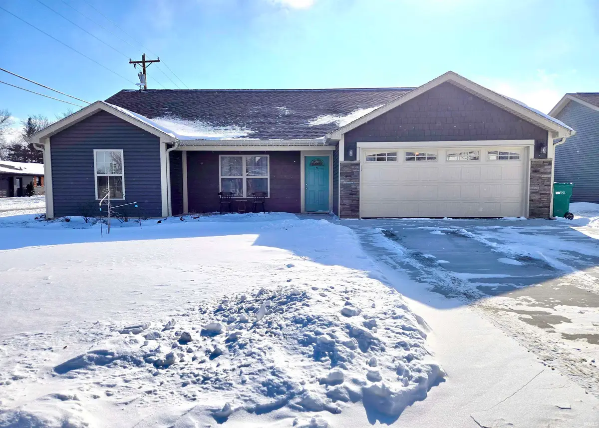 110 E Oxford Street, Otterbein, IN 47970 - #1