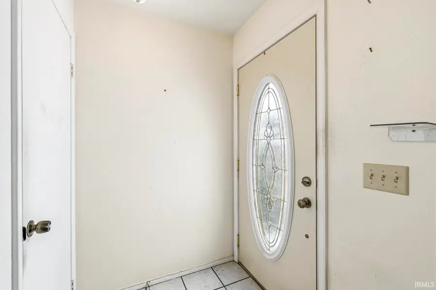 1831 Kenilworth Drive, Elkhart, IN 46514 - Image #3