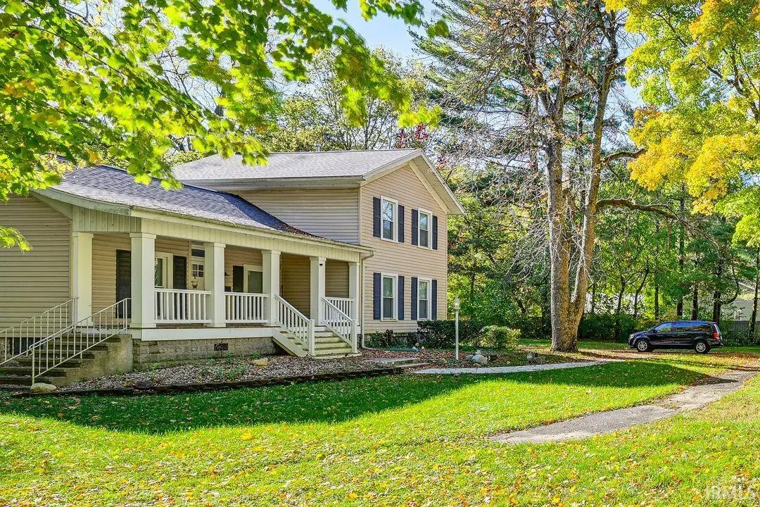 641 E Dragoon Trail, Mishawaka, IN 46545 - #1