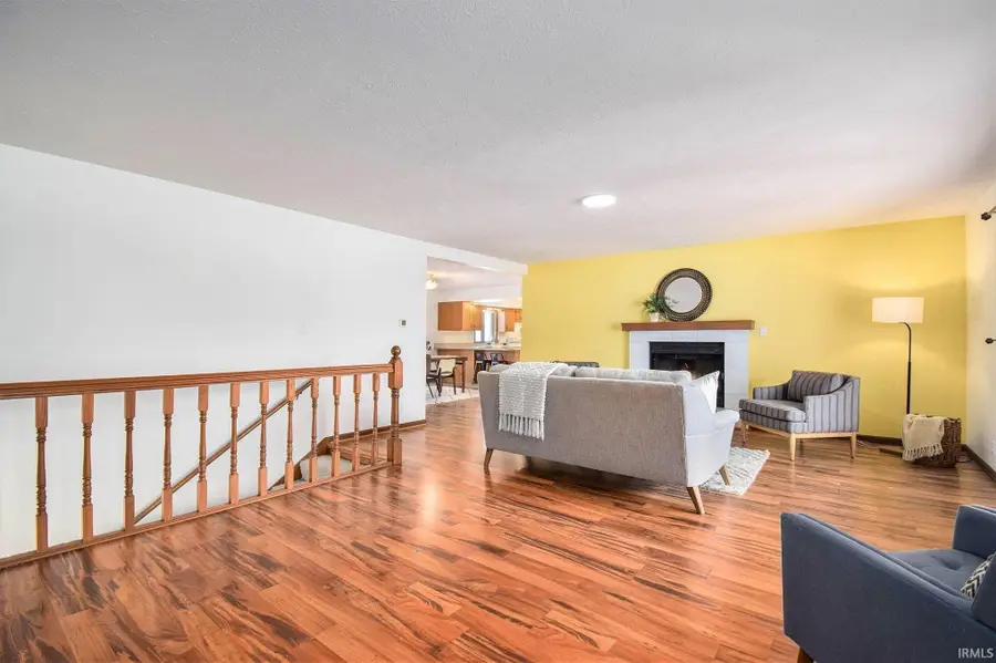 1317 E Island View Drive, Warsaw, IN 46580 - Image #2