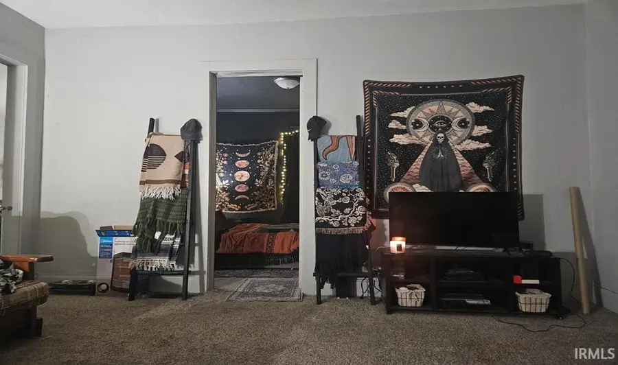 853 S Columbia Street, Frankfort, IN 46041 - #2