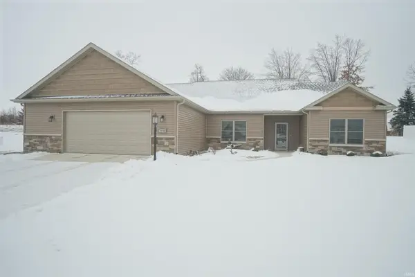 3990 E Kings Pass, Warsaw, IN 46582