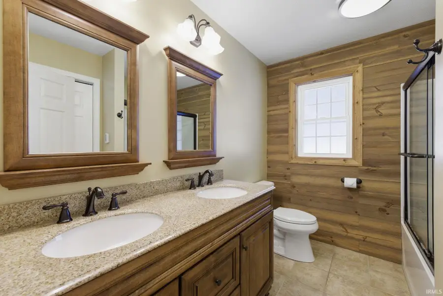 390 Hickory Heights Drive, Bedford, IN 47421 - Image #3