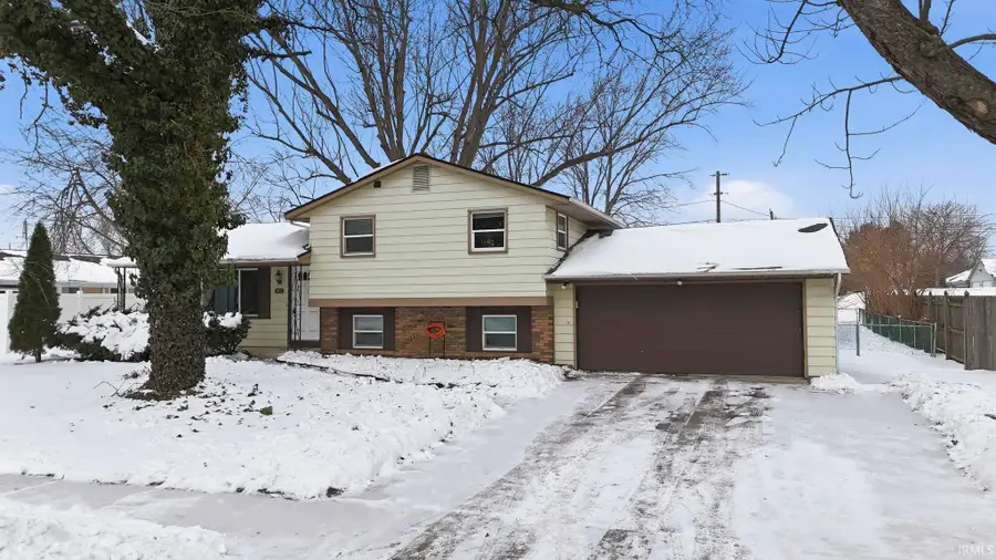 5817 Monarch Drive, Fort Wayne, IN 46815 - Image #2