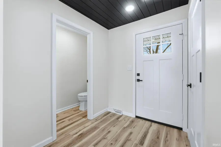 6518 Hazelett Road, Fort Wayne, IN 46835 - Image #2