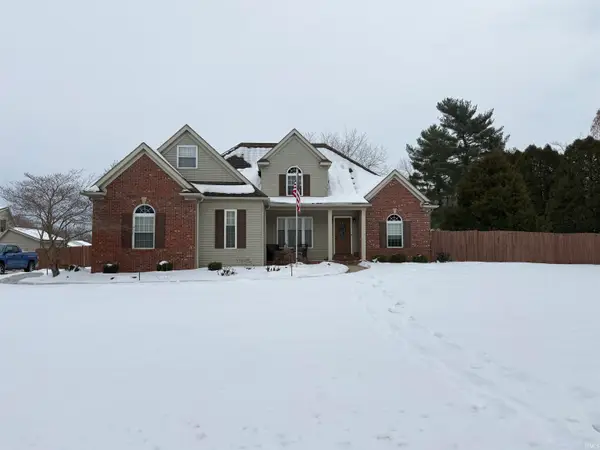 215 S Washington Street, Huntingburg, IN 47542