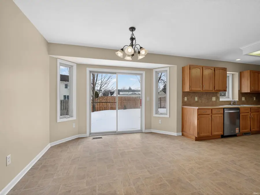 5125 Powell Plateau Crossing, Fort Wayne, IN 46808 - Image #3