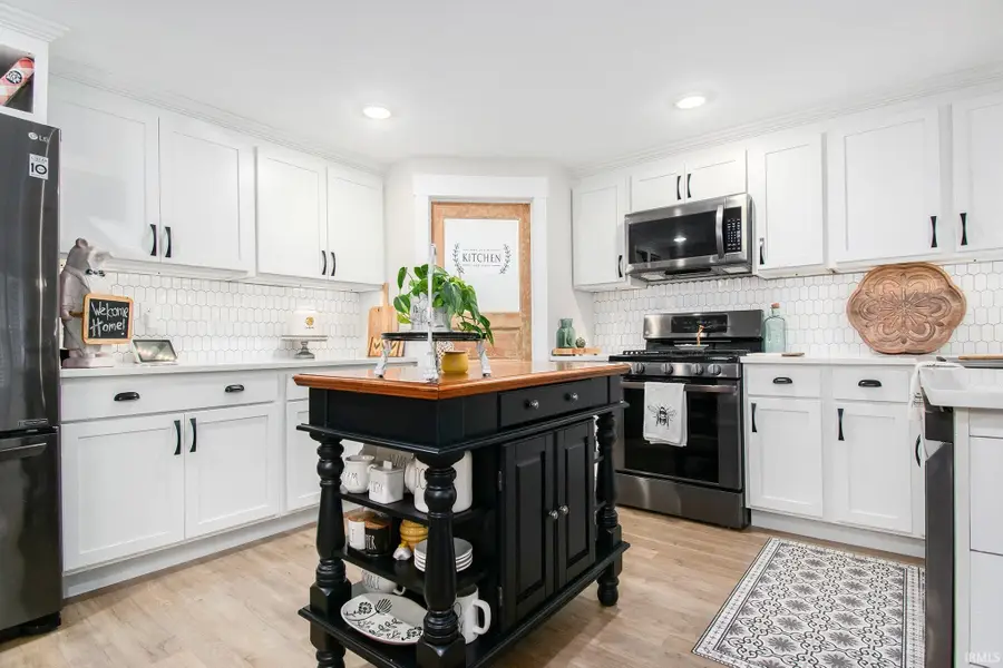 3424 E Bristol Street, Elkhart, IN 46514 - #2