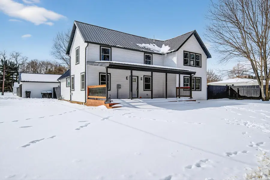 202 E Main Street, Matthews, IN 46957 - #2