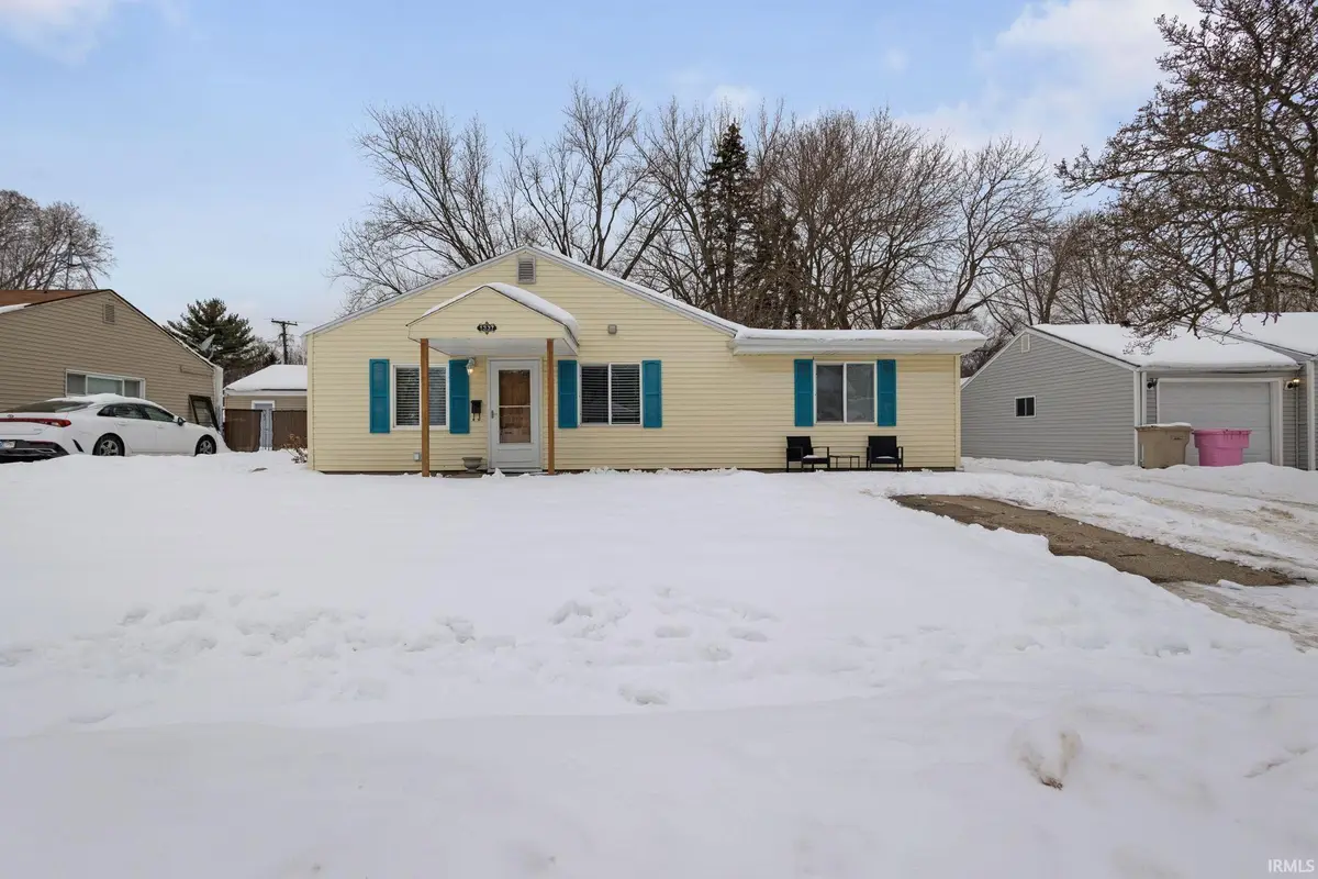 1337 Byron Drive, South Bend, IN 46614 - #1