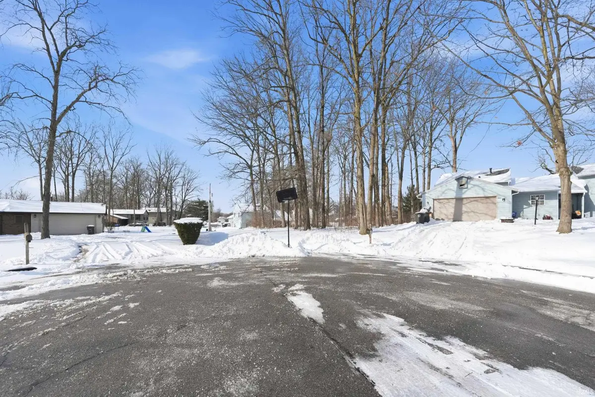 4403 Eagledale Court, Fort Wayne, IN 46816 - Image #1