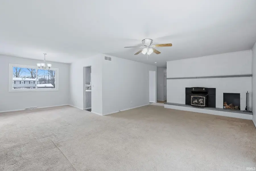 4022 W Glen Oaks Drive, Bloomington, IN 47403 - Image #2