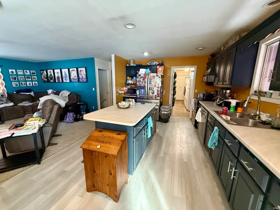 245 E Schlomer Road, Vincennes, IN 47591 - Image #3