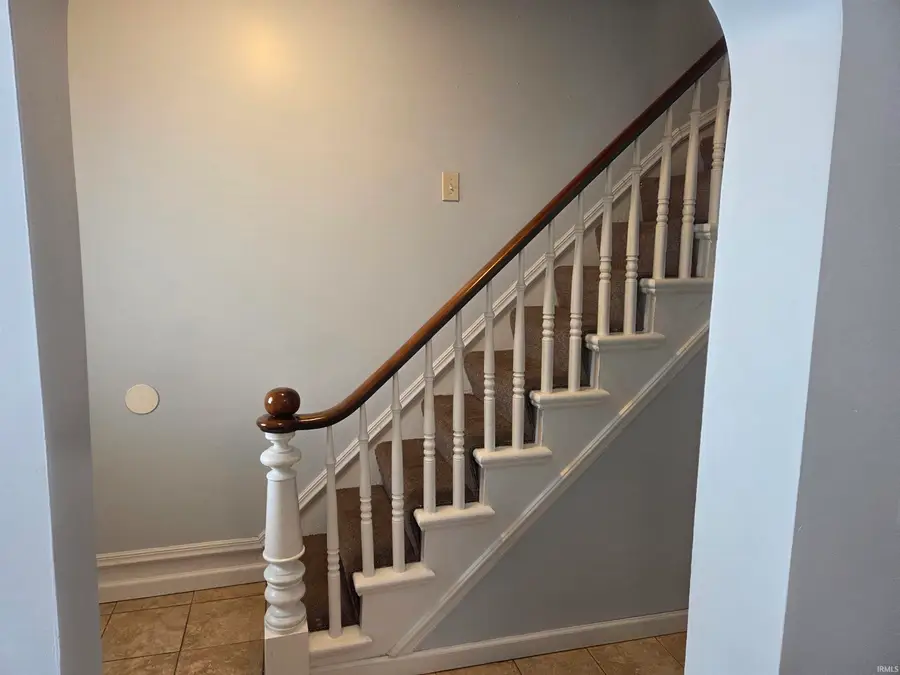 1214 E Jefferson Street, Rochester, IN 46975 - Image #2