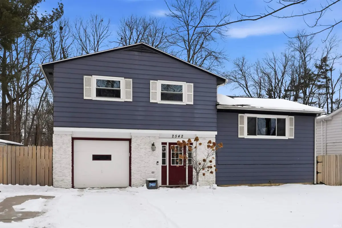 2542 Deerwood Drive, Fort Wayne, IN 46825 - #1