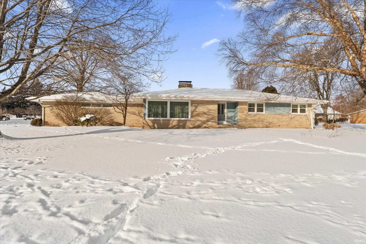 28997 Oak Grove Drive, Elkhart, IN 46514 - Image #1
