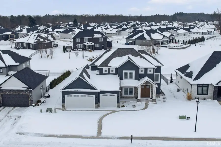 11270 Albany Ridge Drive, Osceola, IN 46561 - Image #2