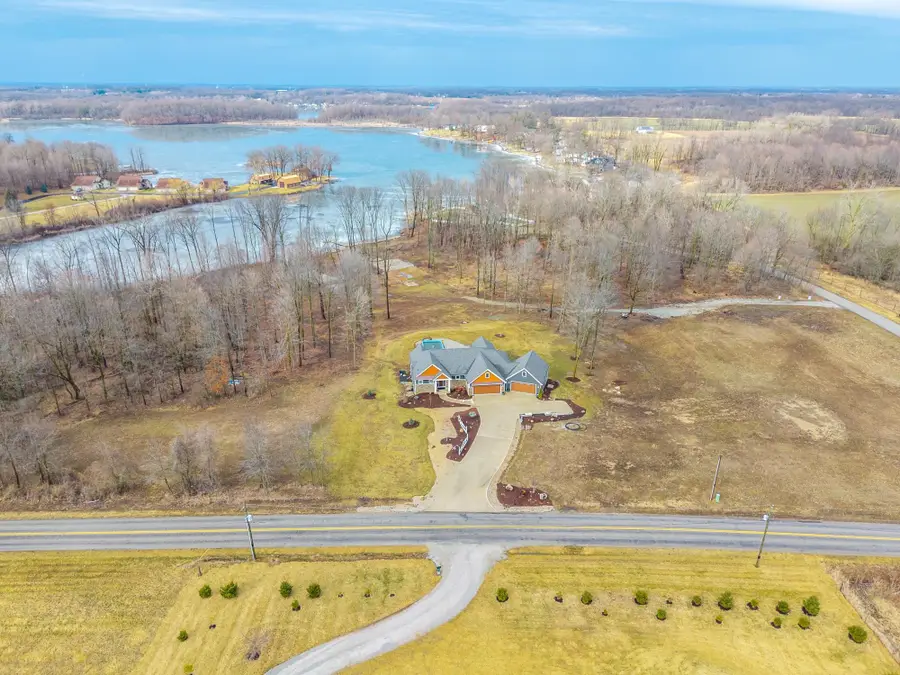 4393 E 850 N, Rome City, IN 46784 - #2