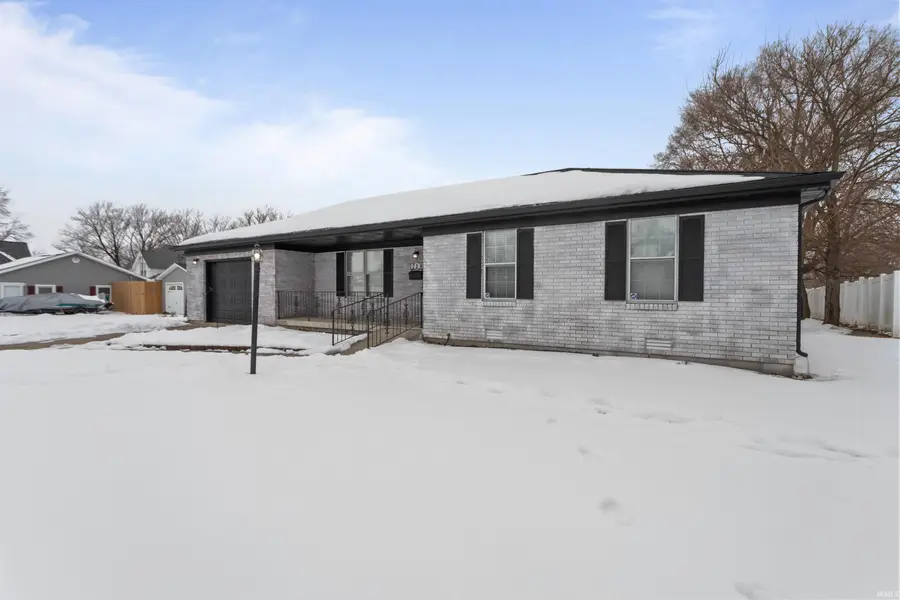 718 E Walnut Street, Greentown, IN 46936 - #2