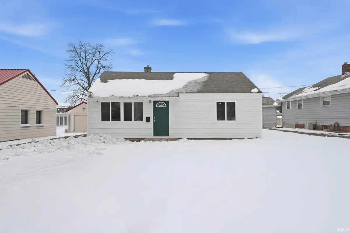 1917 Glenwood Avenue, Fort Wayne, IN 46805 - Image #1