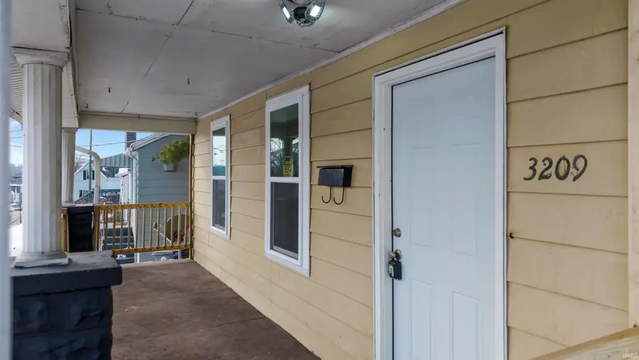 3209 Mount Vernon Avenue, Evansville, IN 47712 - #3