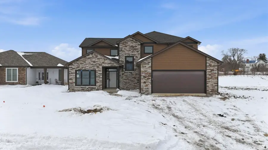 7398 Starks Boulevard, Fort Wayne, IN 46816 - Image #2