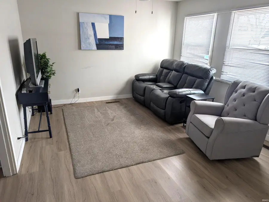 2541 Cambridge Road, Lafayette, IN 47909 - Image #2