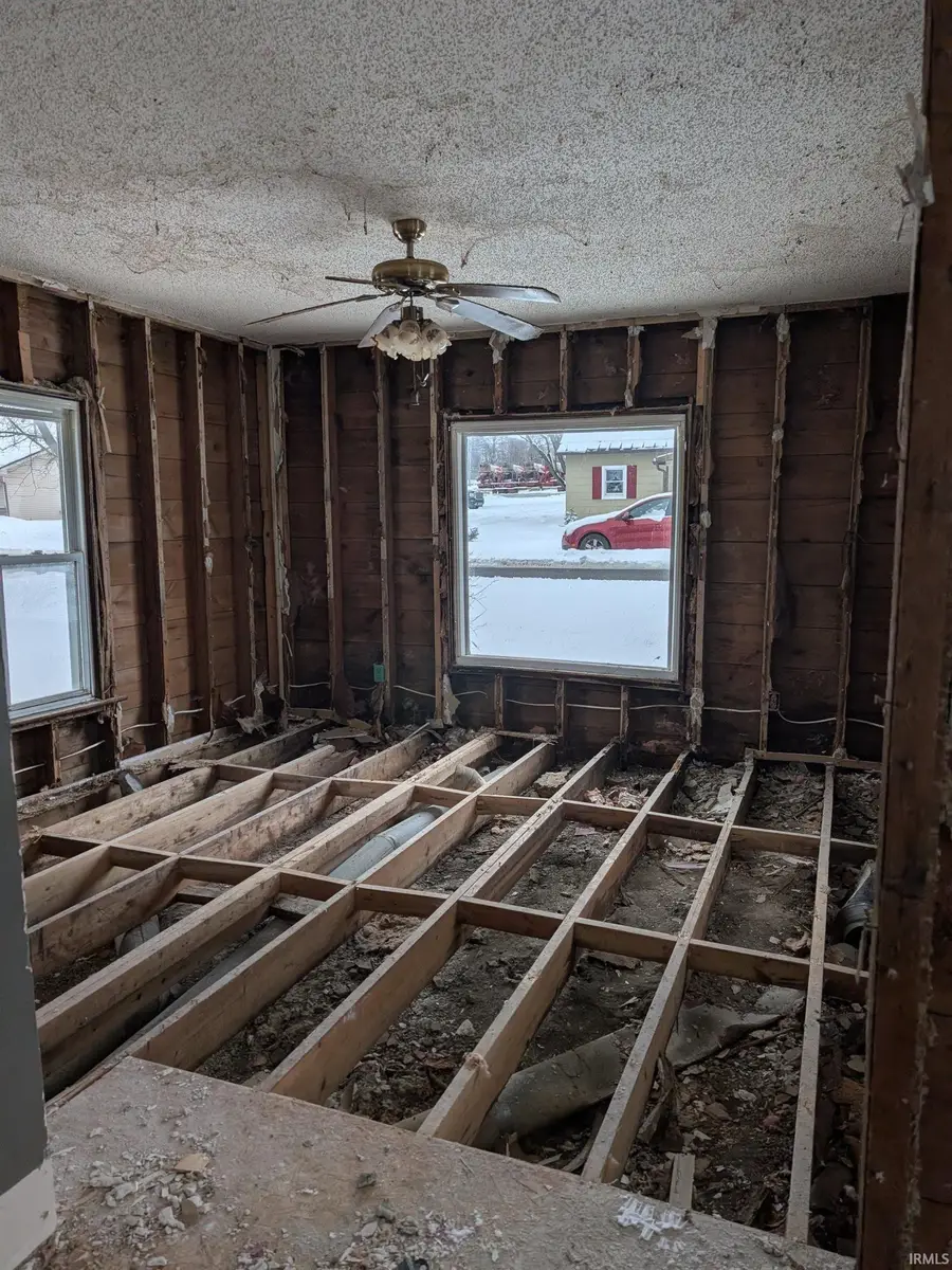 818 N Jefferson Street, Berne, IN 46711 - #3